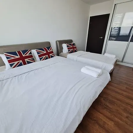Lovely Vivamall City View With 2 Card Lv10 Kuching Exterior photo